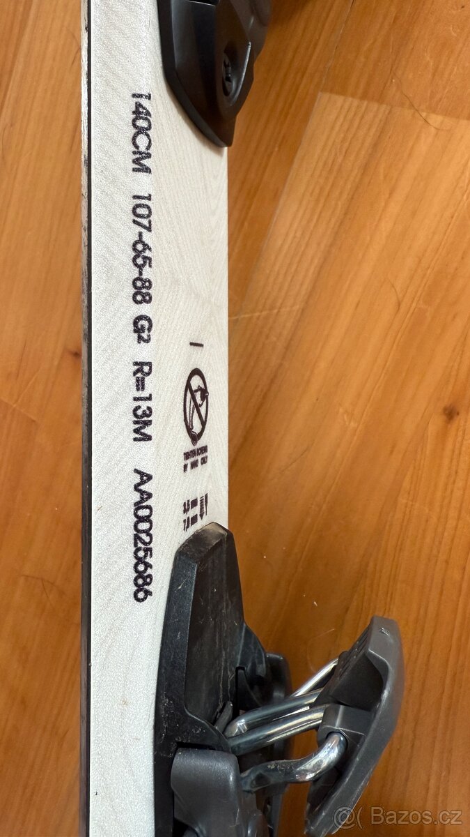 Dětský set lyže Atomic 140 cm + boty Technica + helma Marker - 2