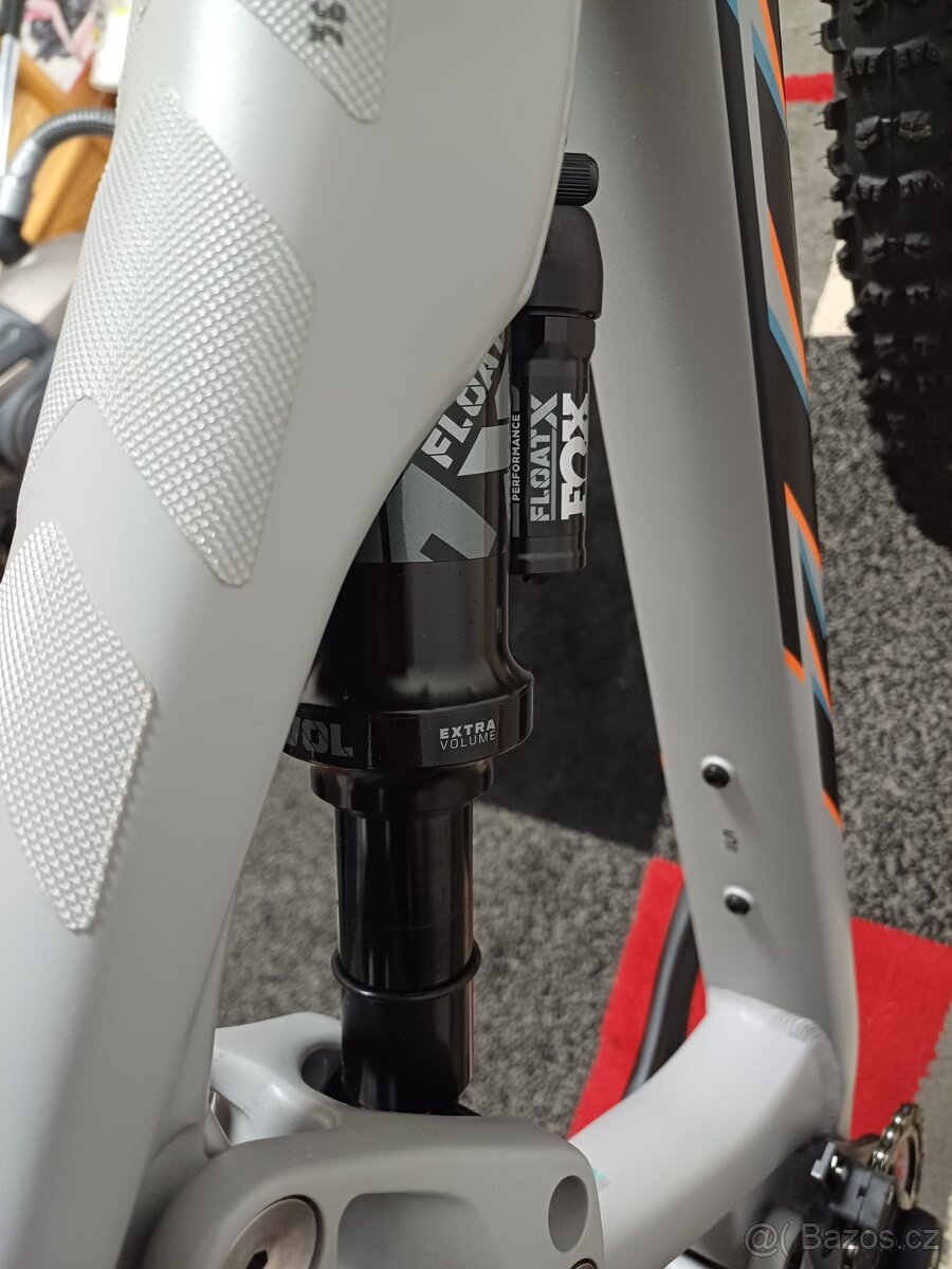 Prodám KTM Prowler 1964 vel.M - 2