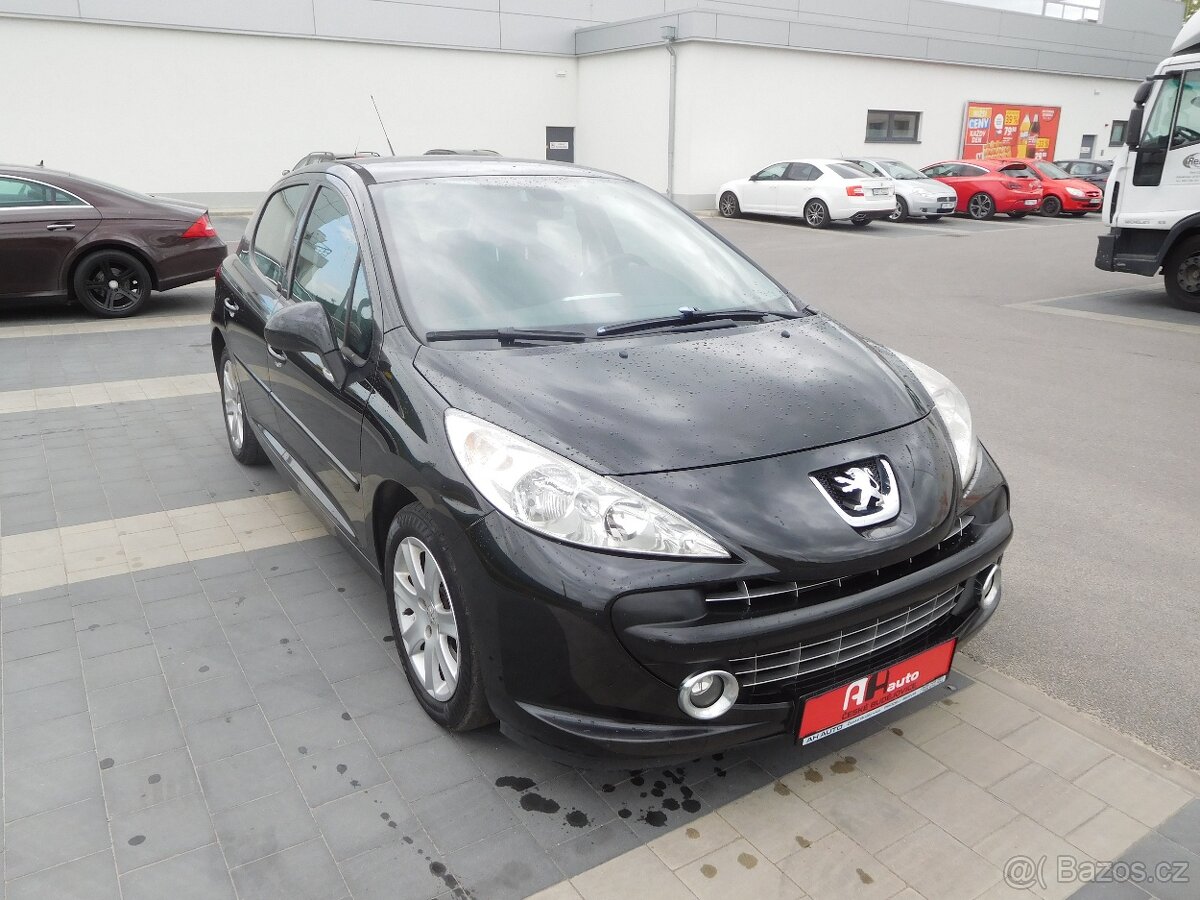 Peugeot 207 Confort 1.6i + LPG, 88 kW, Klima - 2