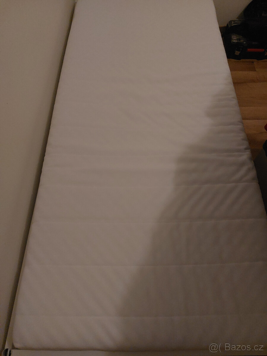 Ikea postel Vevelstad s matrací a roštem - 2
