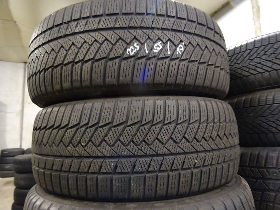 Zimní pneu Continental TS850P, 225/55/17, 4 ks, 5,5 mm - 2