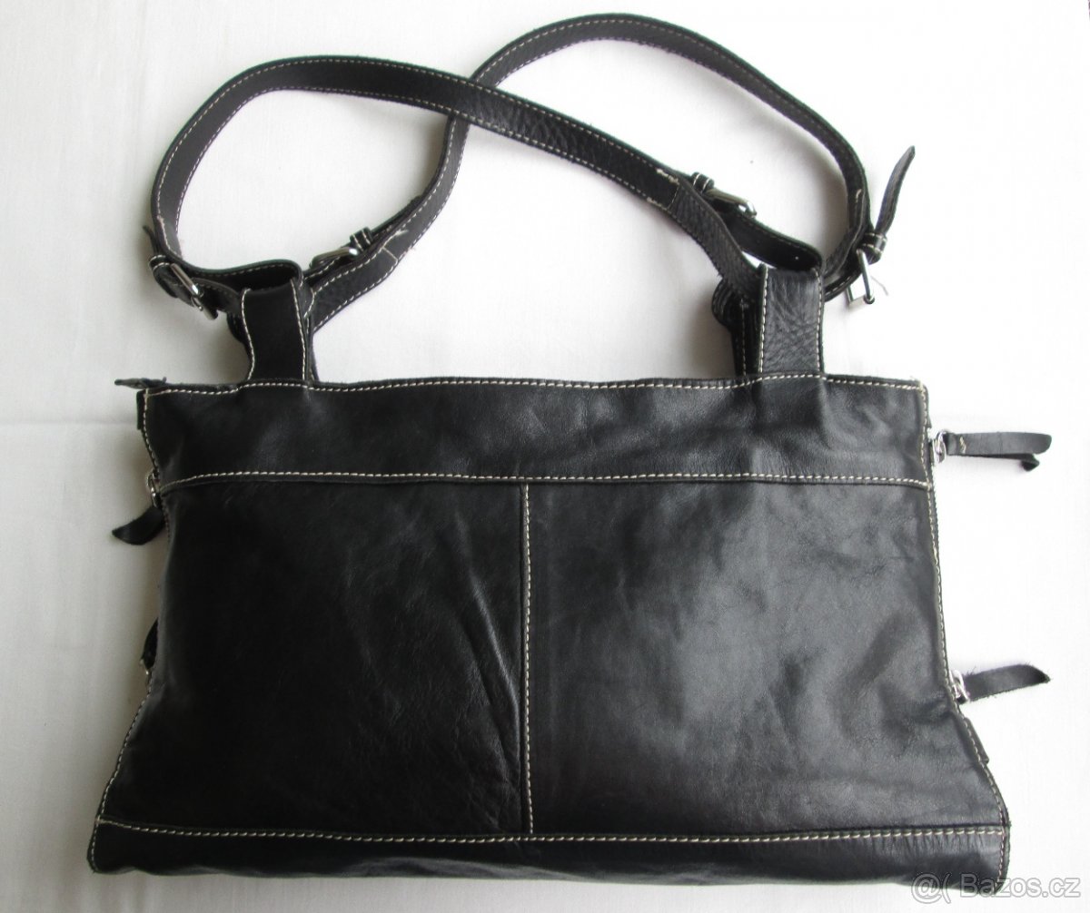 Kabelka přes rameno nebo zápěstí, černá kůže. - 2