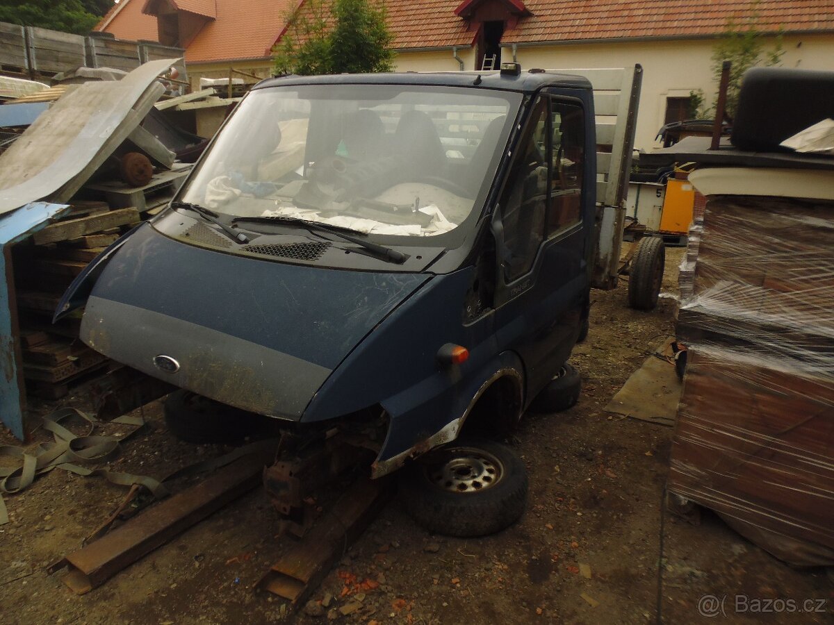 Ford Transit valník - 2