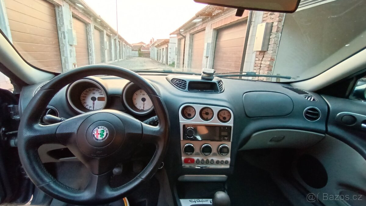 Alfa Romeo 156 1.9 JTD 85kw+ chip - 2