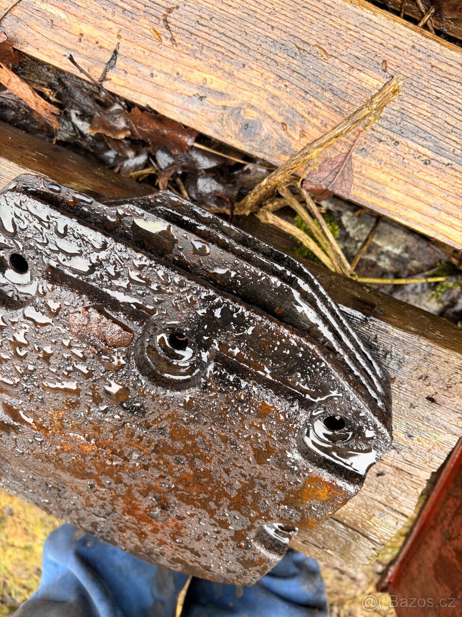 Zetor 25 olejová vana - 2