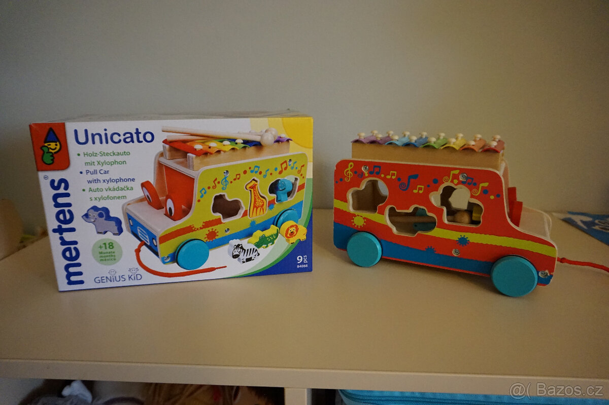 dřevěná tahací vkládačka + xylofon - 2