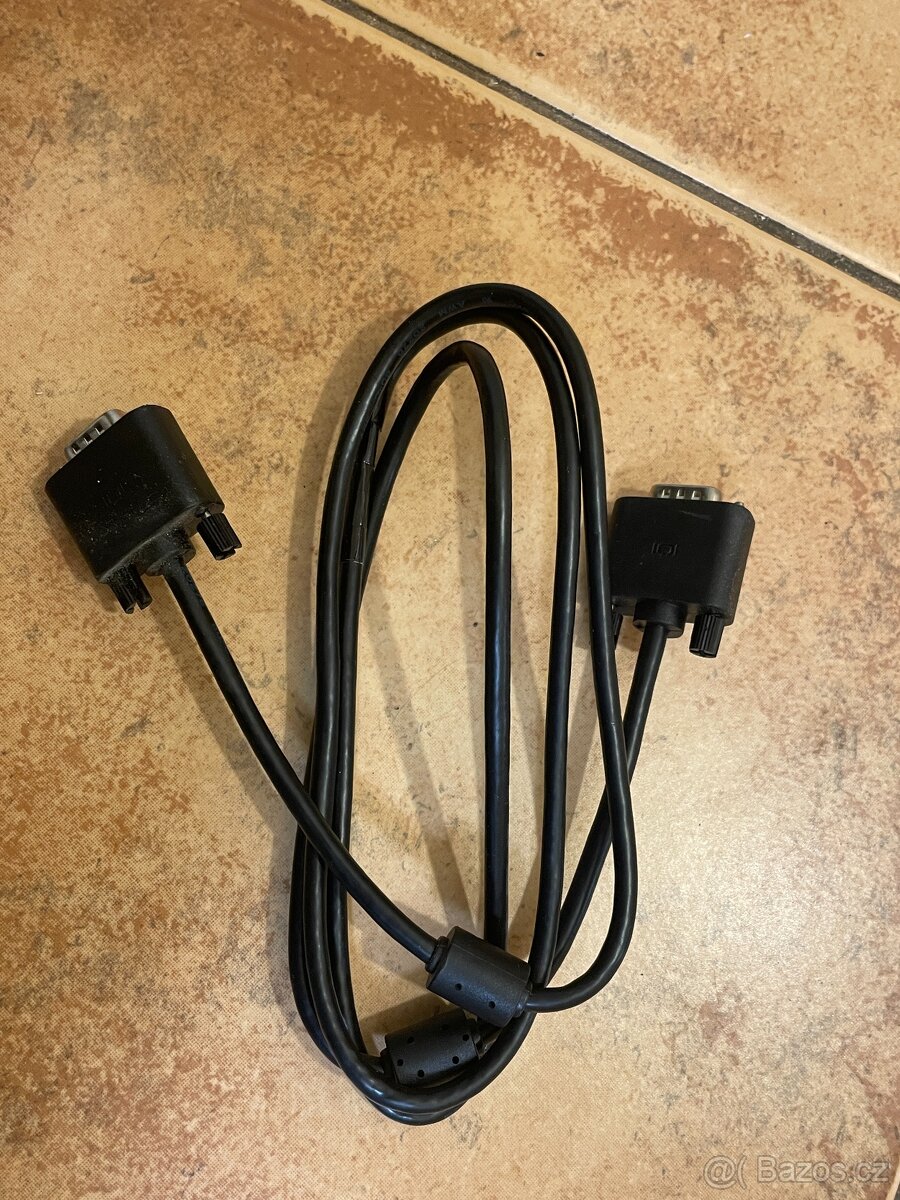 VGA kabel D-sub 1.5m k monitoru - 2