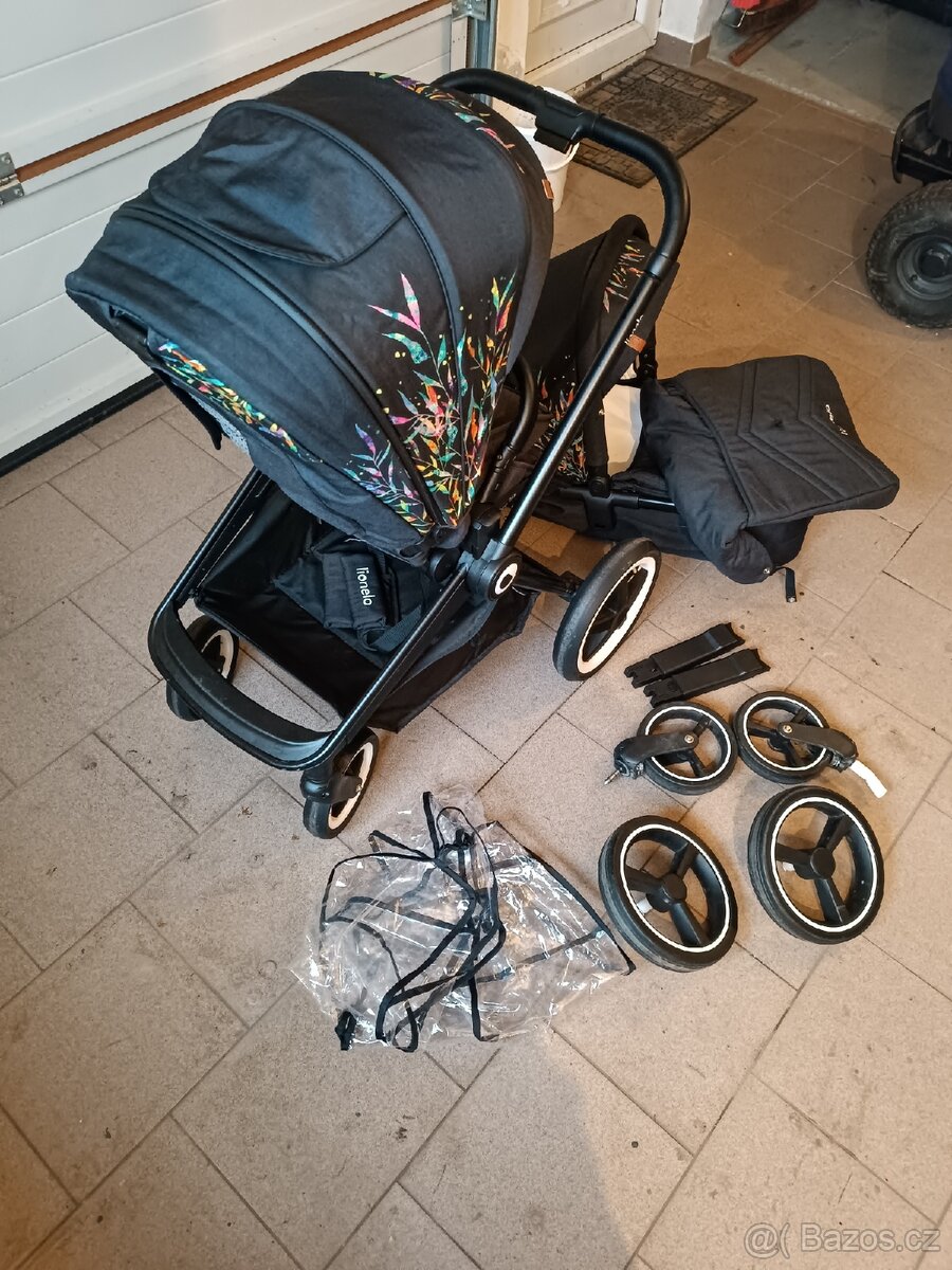 Kočárek Lionelo Mika - 2