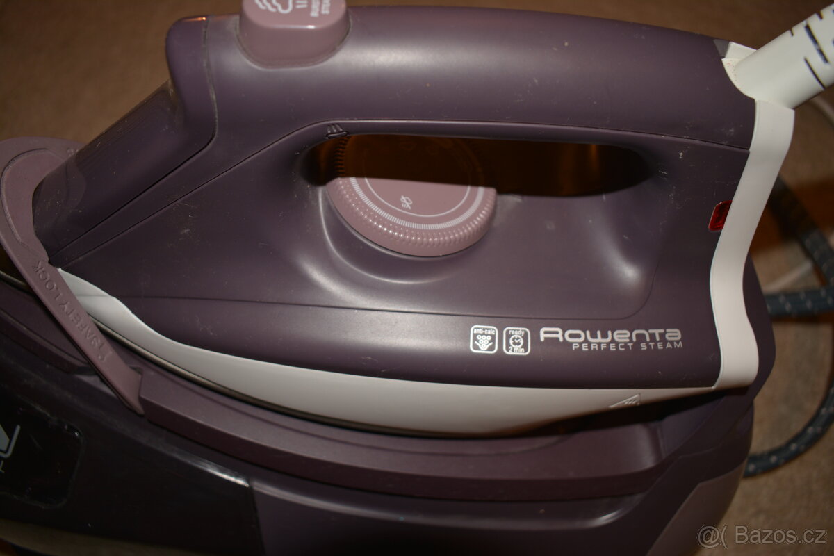 žehlička Rowenta perfect steam prodám,1,3l - 2