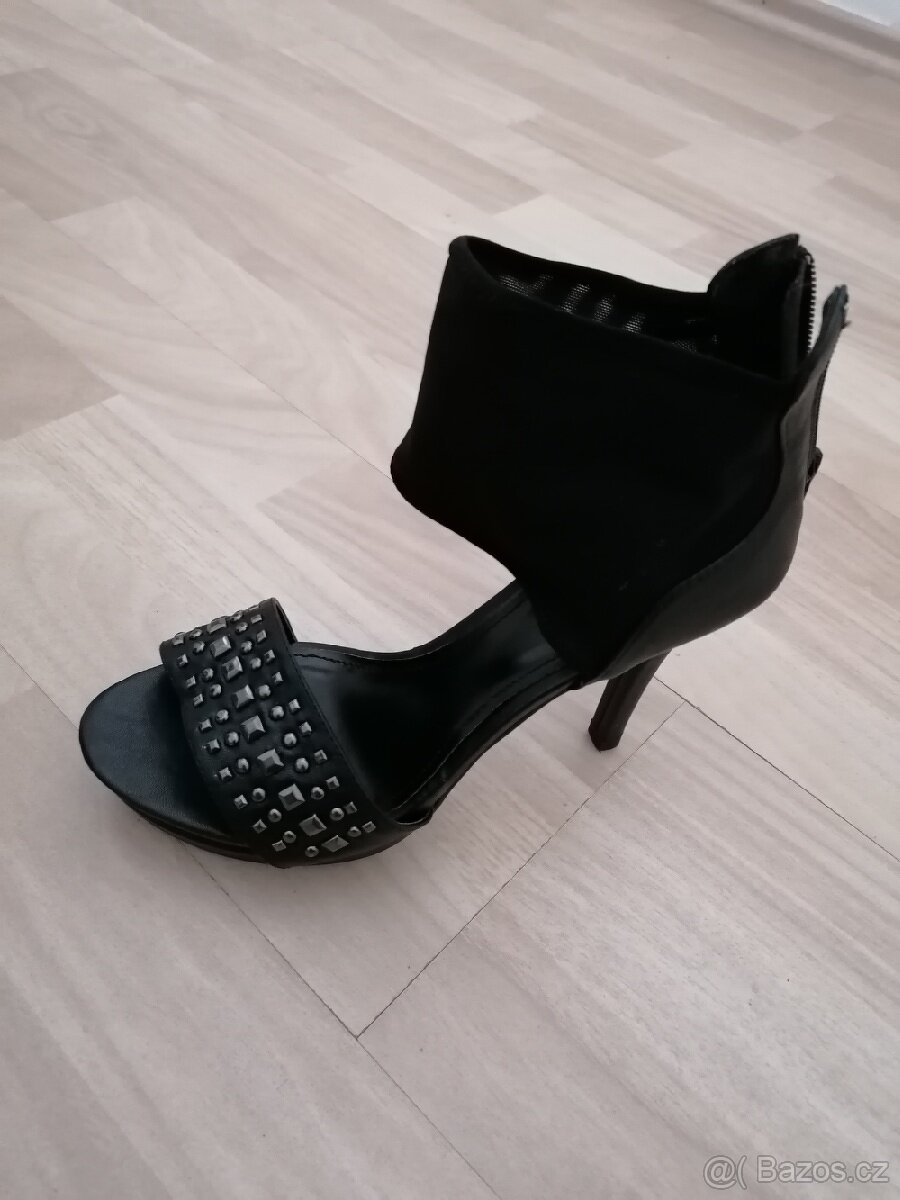 Dámská obuv vel. 39 - 2