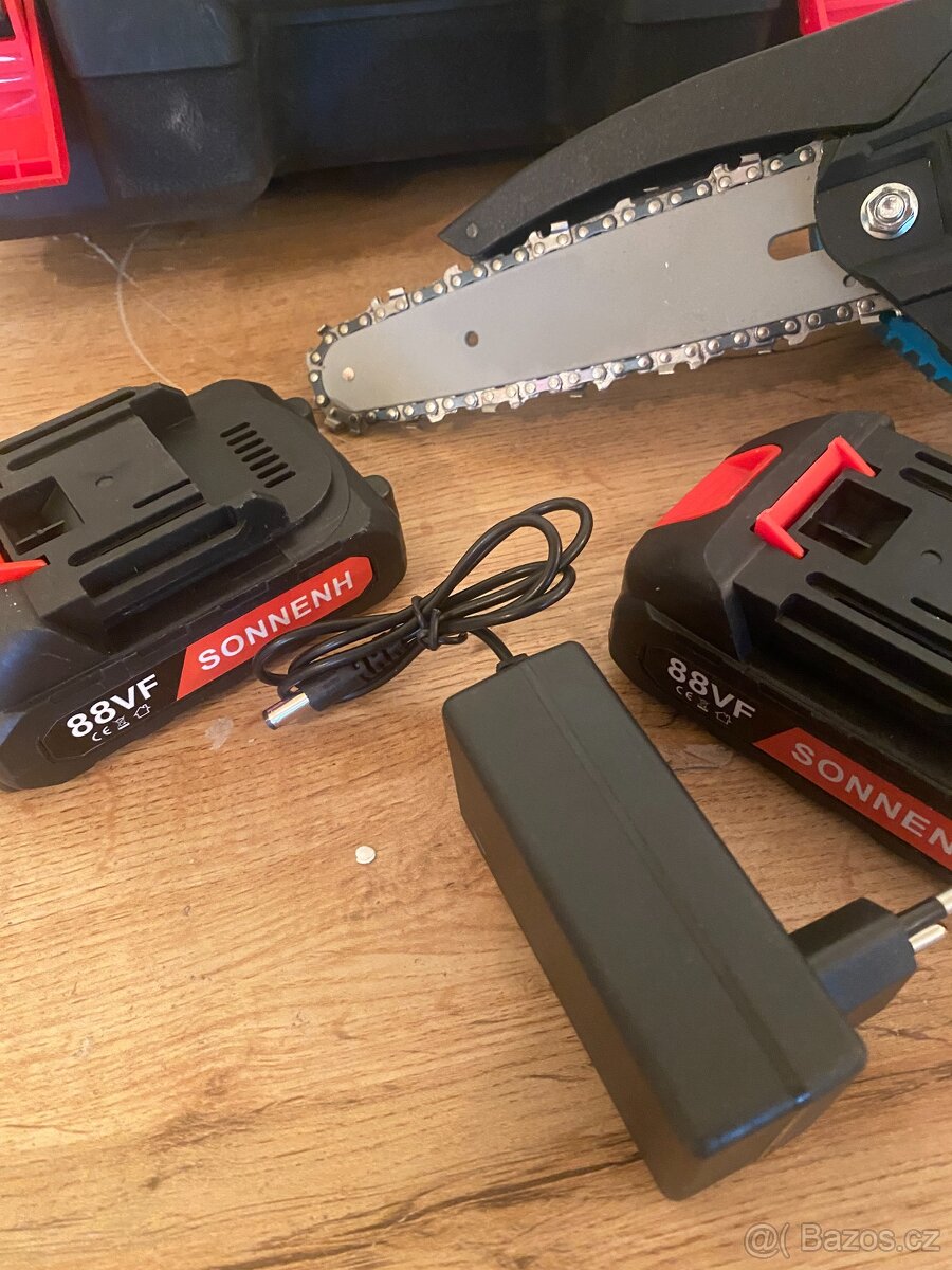 AKU pilka + 2 baterie - 2