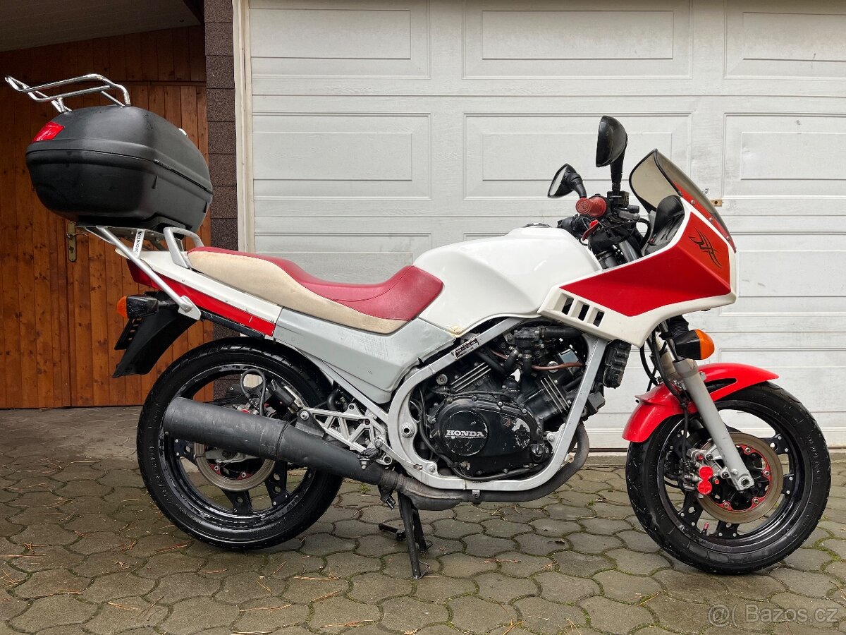 Honda VF500 r.v. 1986 youngtimer - 2