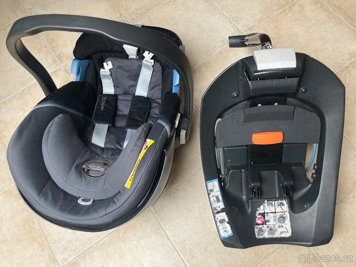 Autosedačka Cybex Aton 5 Deep Black + základna - 2