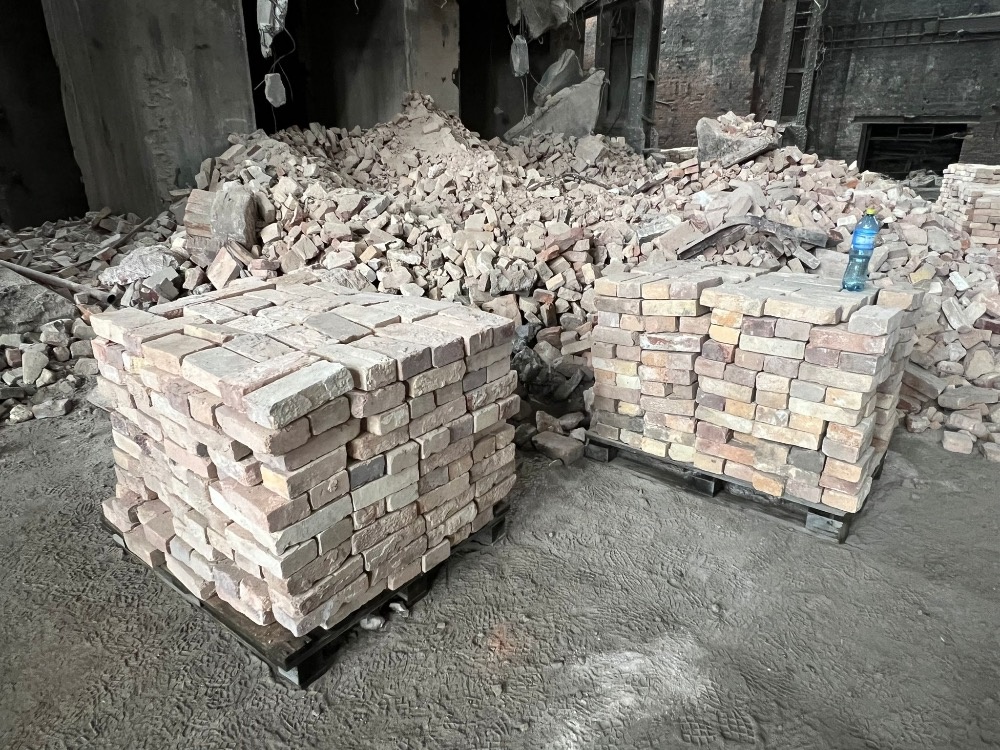 Šamotové cihly staré 100 let - 2