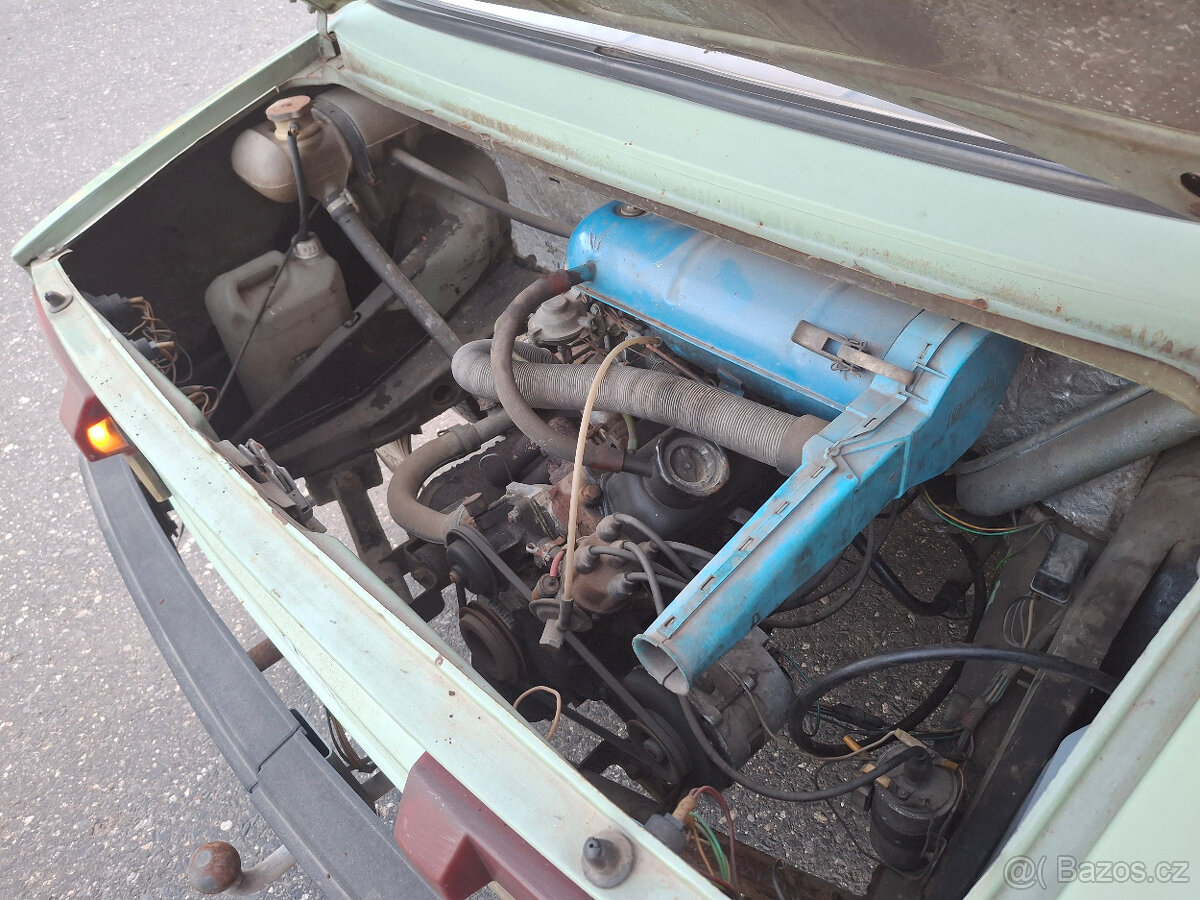 ŠKODA 120 L - MOTOR - 2