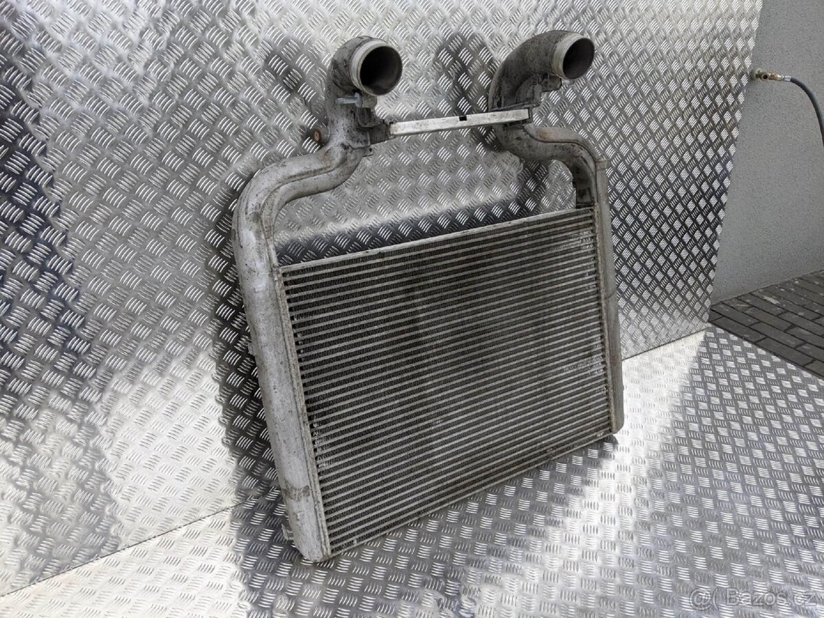 Chladič vzduchu Intercooler DAF XF - 2