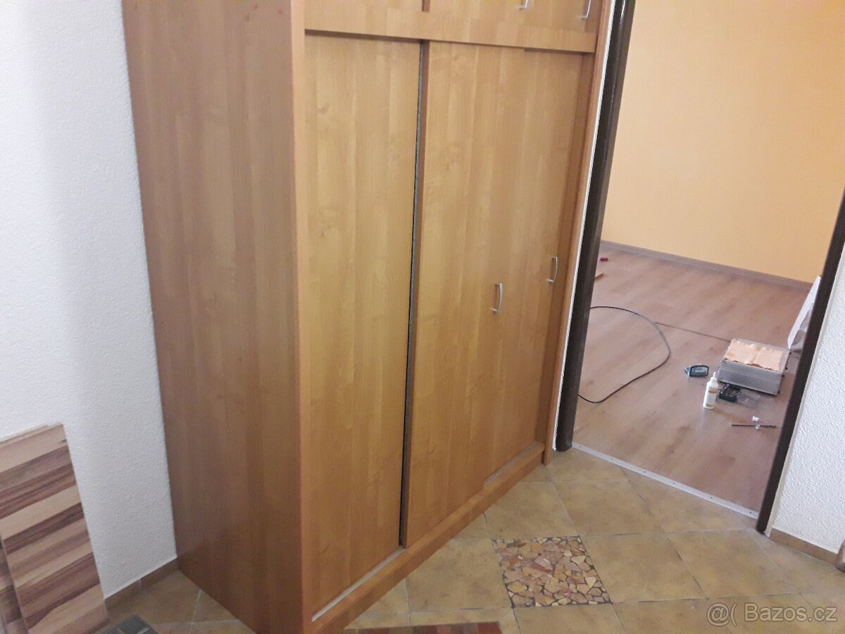 Šoupací skříň, skříň s posuvnými dveřmi - Olše - 2