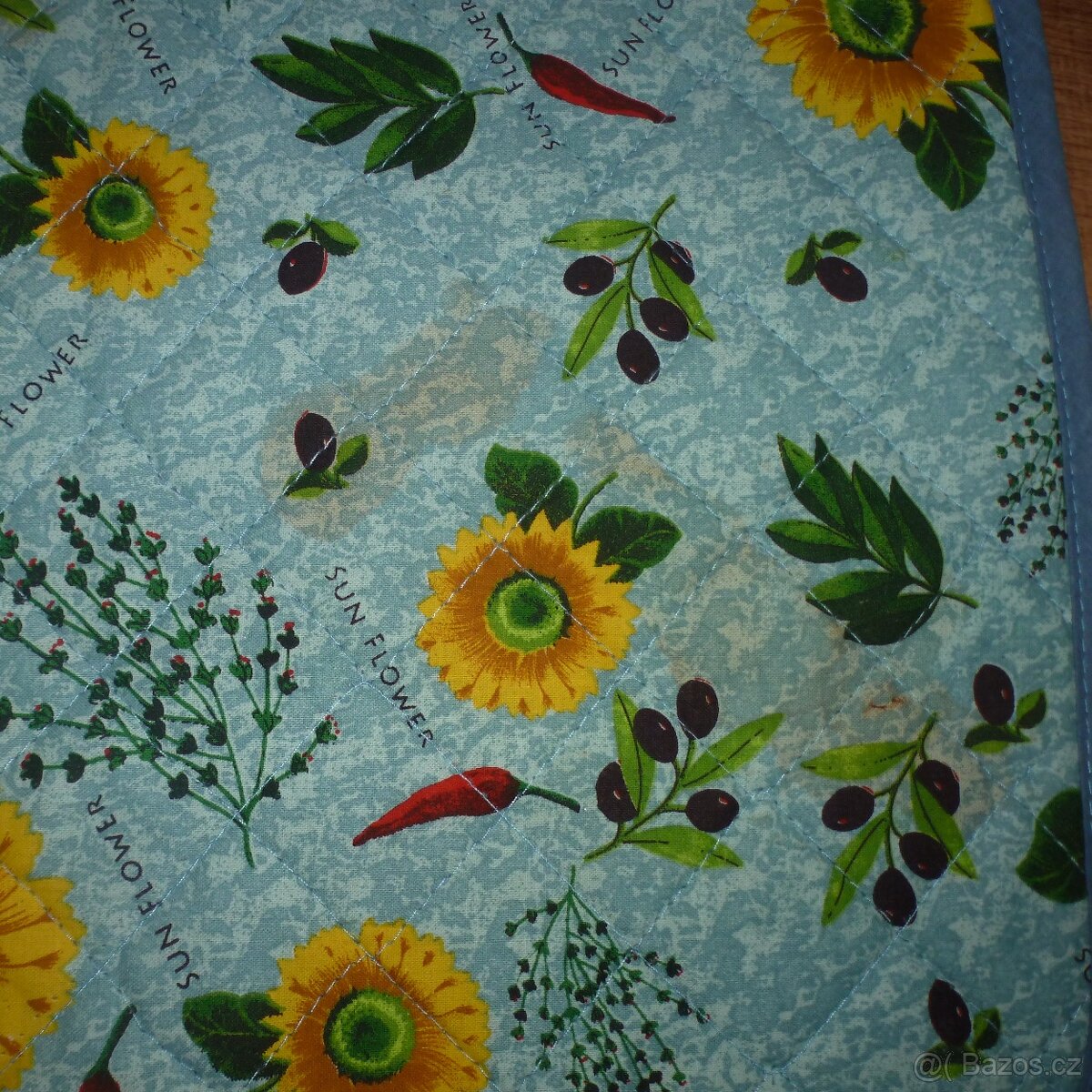 Látkové prošívané prostírání na jídelní stůl - 2