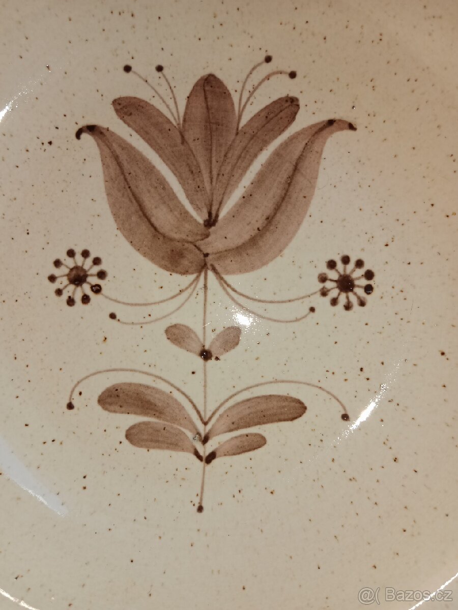 KAMENINOVÝ TALÍŘ MORAVA - 2