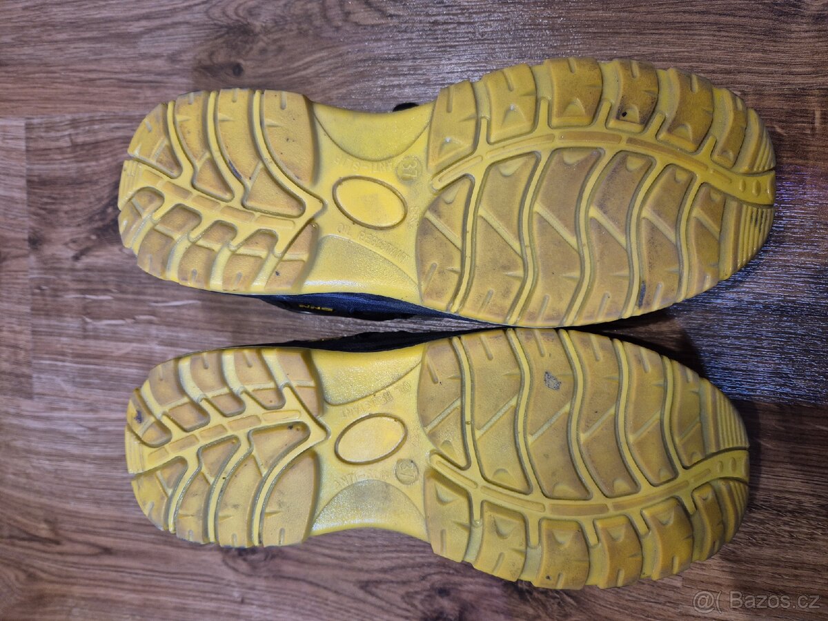 Pracovní boty, vel 37 - 2