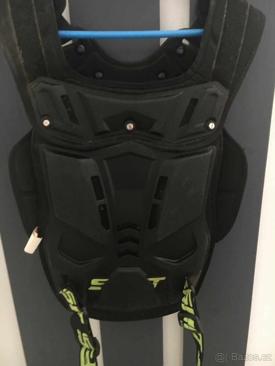 Hrudní chránič Shot - 2