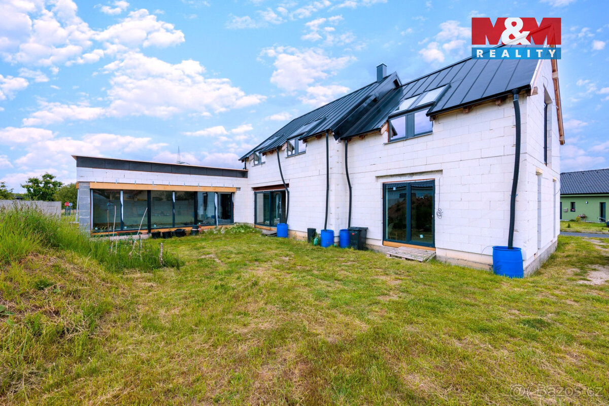 Prodej rodinného domu 6+2kk, 203 m², Loket, ul. Nad Hájovnou - 2