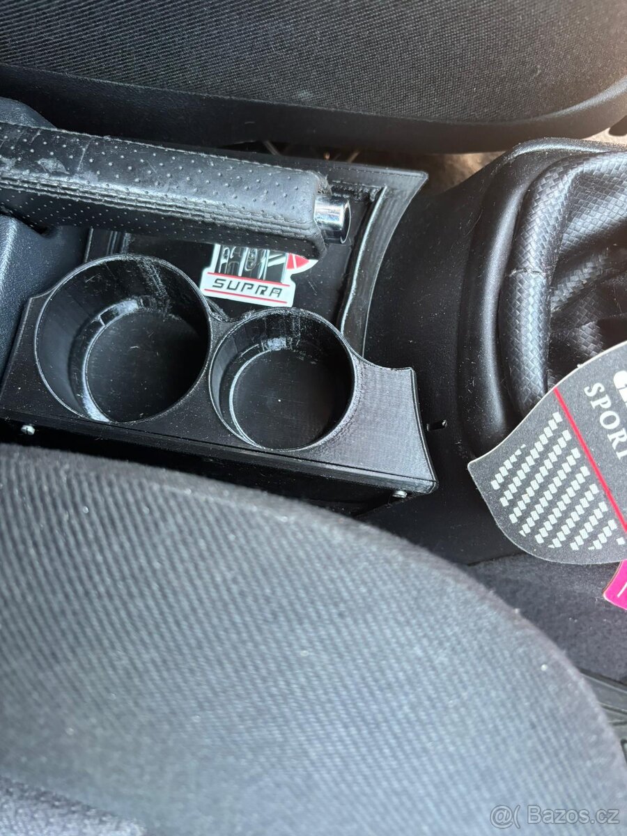 Držák nápojů Octavia mk1 - 2