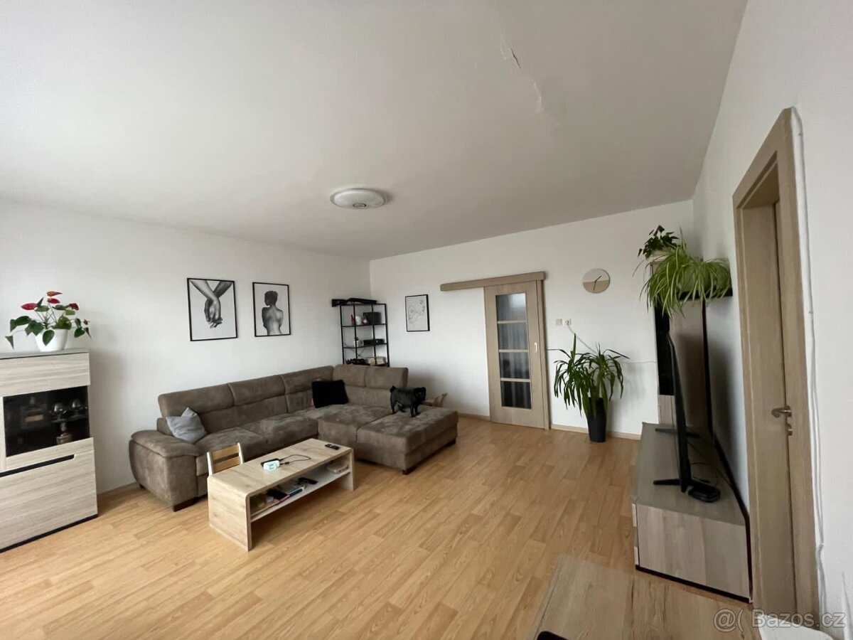 Prodej prostorného bytu 3+kk, 100,16 m2 - 2