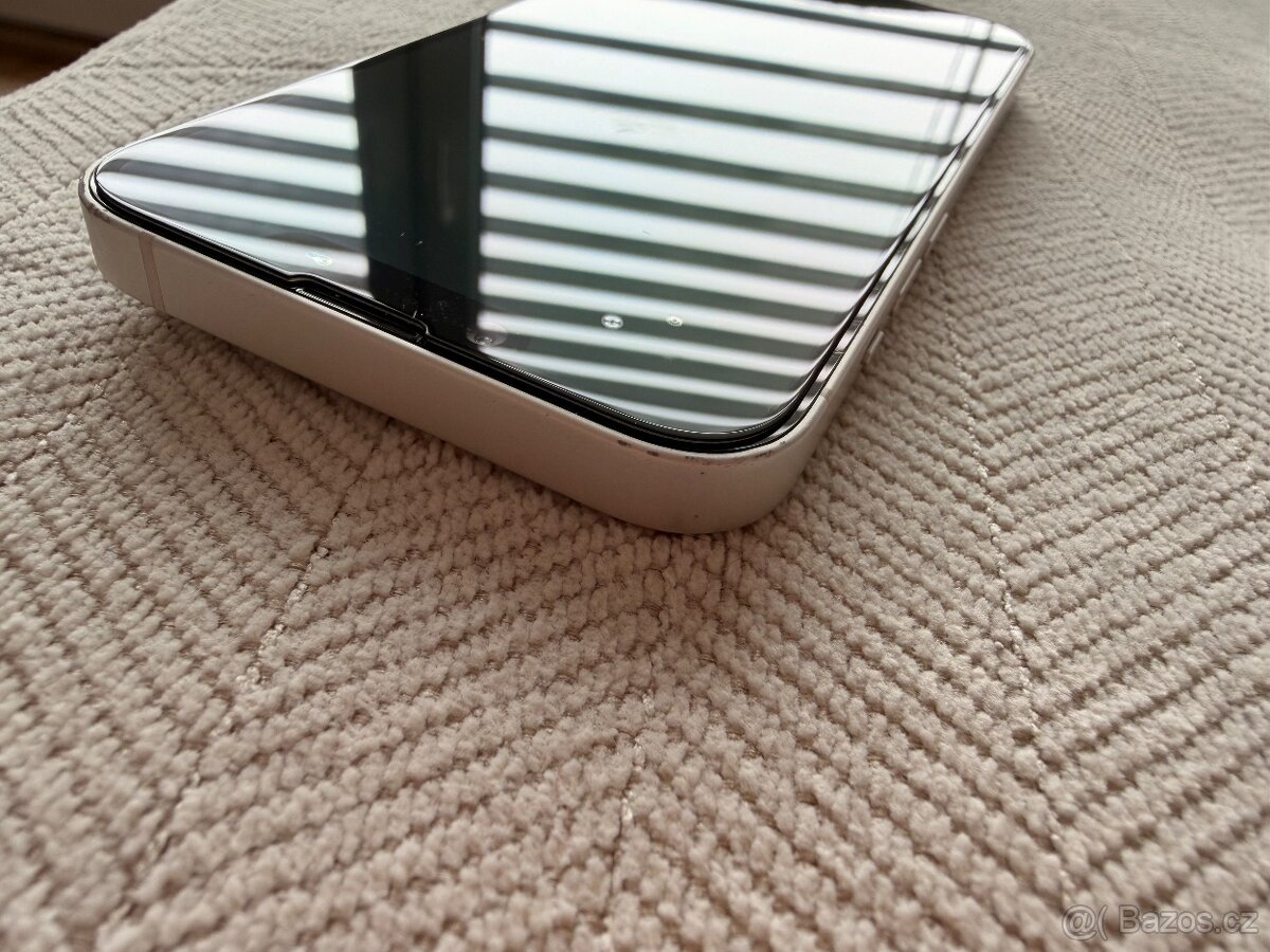 IPhone 14 128Gb Bílý - 2