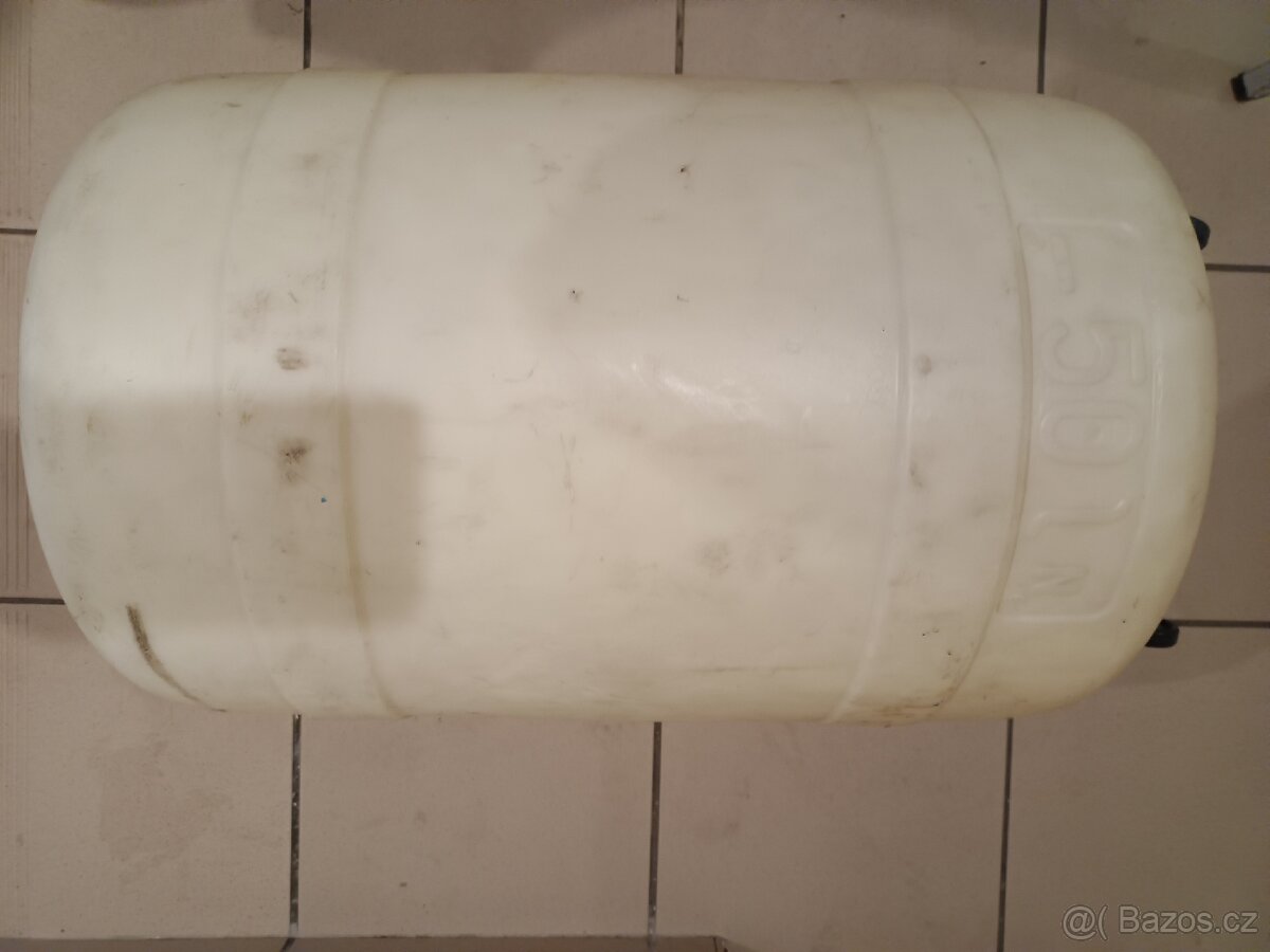 Plastový sud - 2