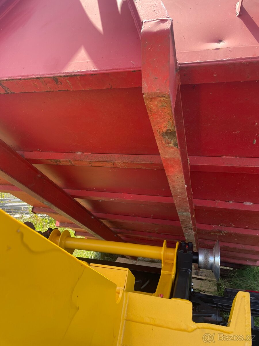 Hákový kontejner - 2