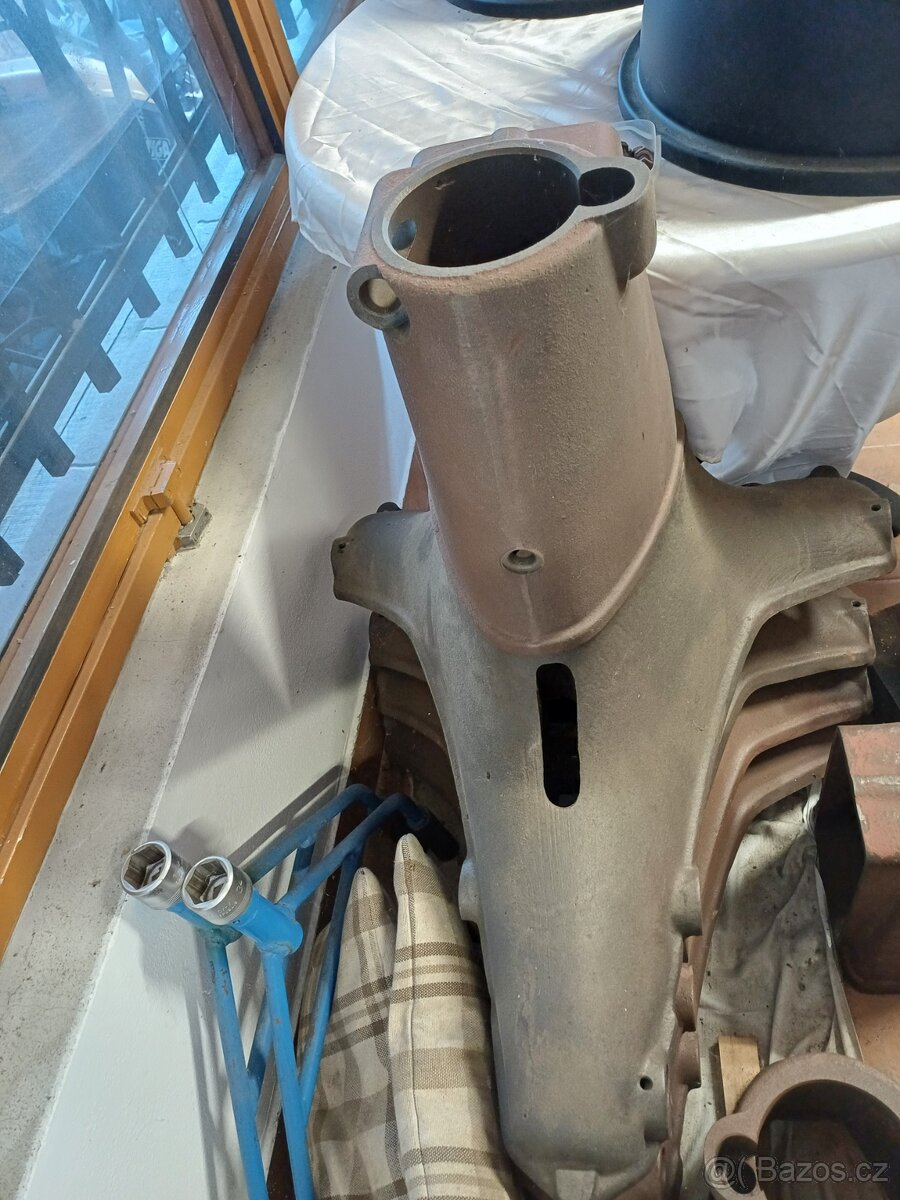 Litinové nohy, podstavce - 2