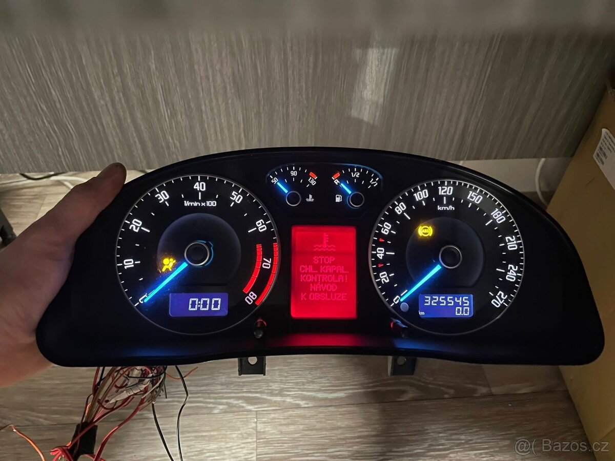 Škoda SuperB maxidot budíky - 2