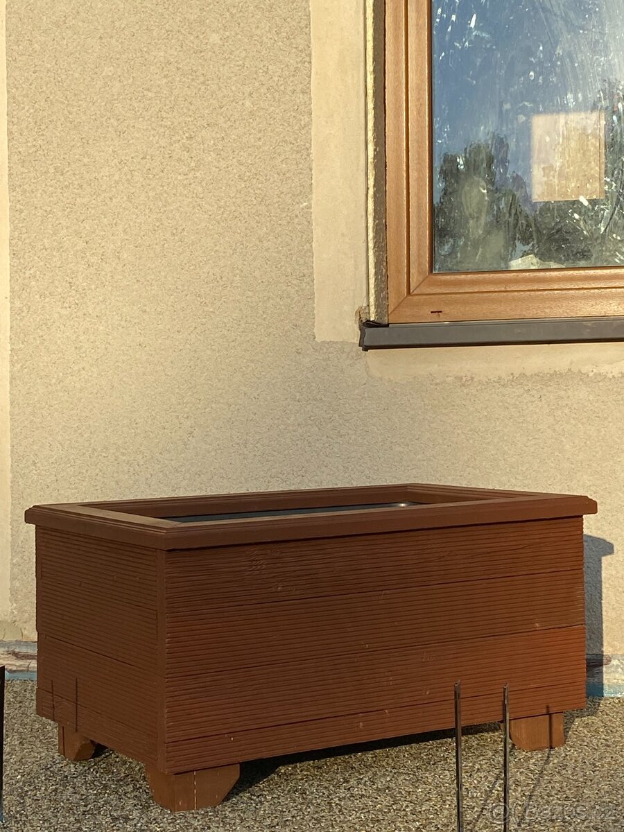 Hotový truhlík 6 - 2