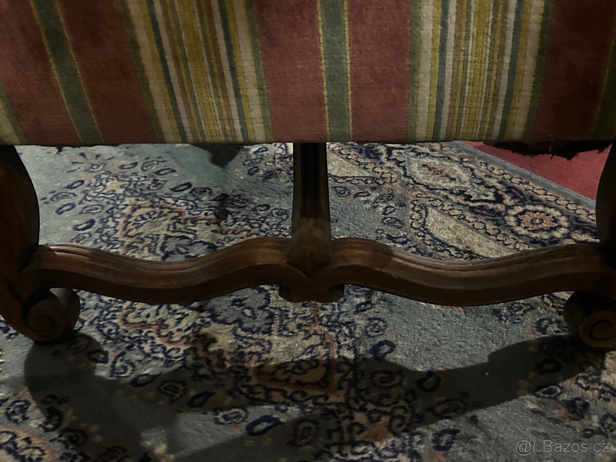 Starožitné křeslo ušák - 2