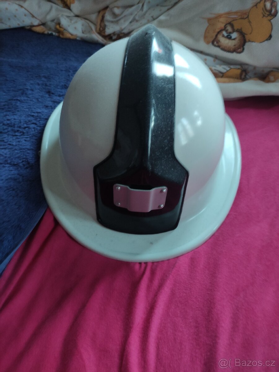 Hasičská helma - 2