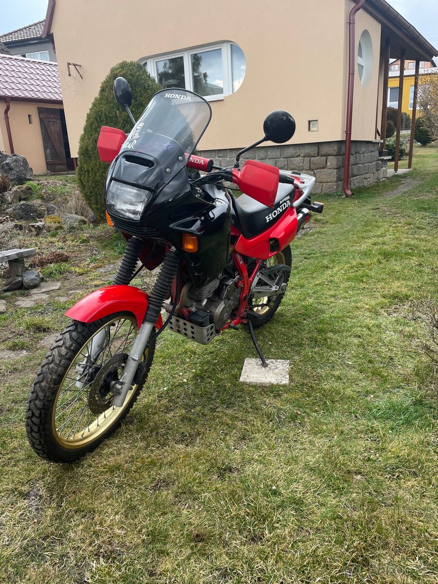 Honda dominator nx 650