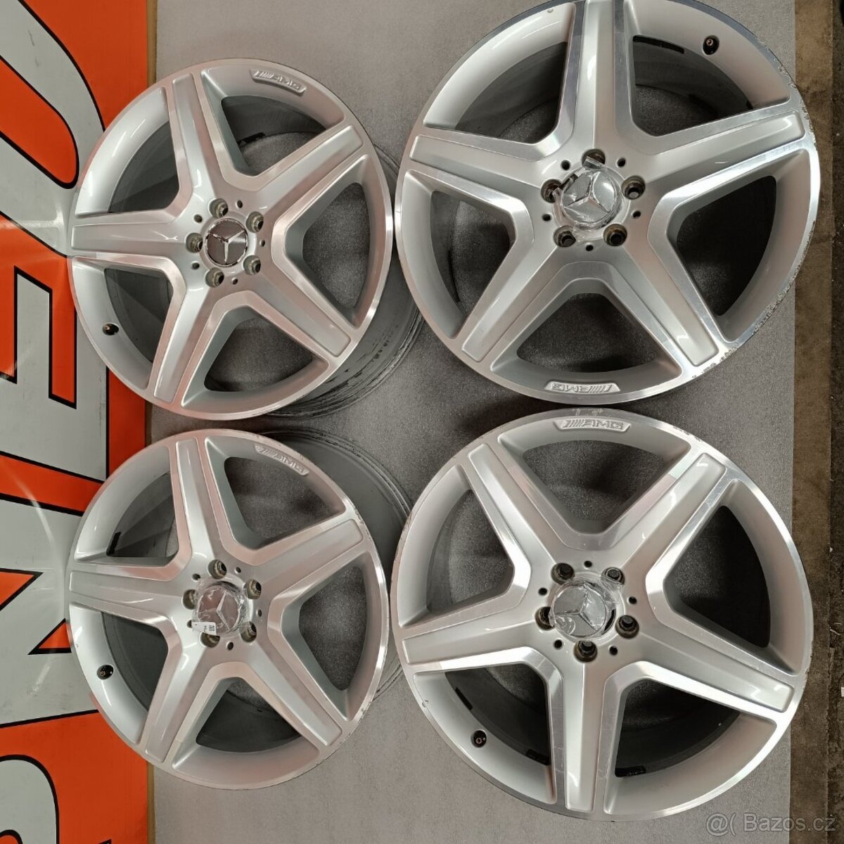 Originál alu kola Mercedes GLE AMG, 9Jx20, ET57 - 2