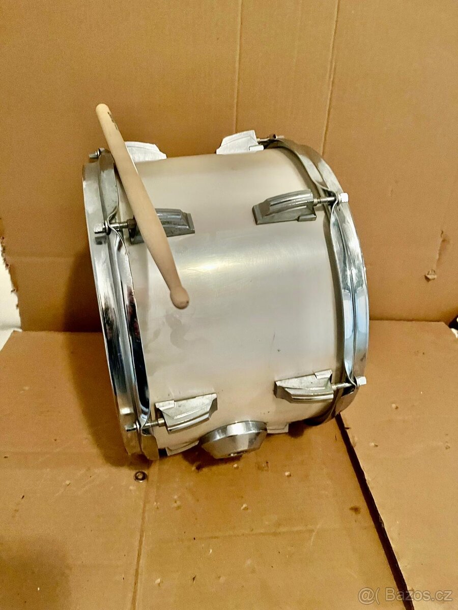 Buben na fandění - 2