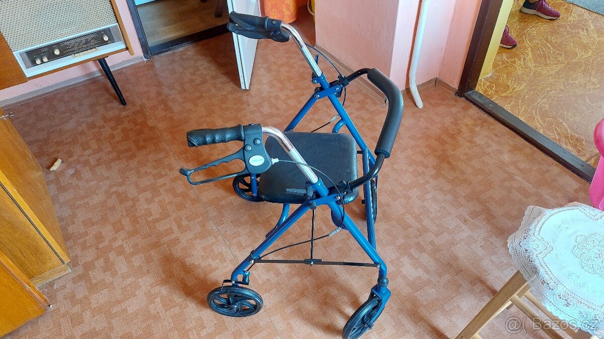 Chodítko pro seniory - 2