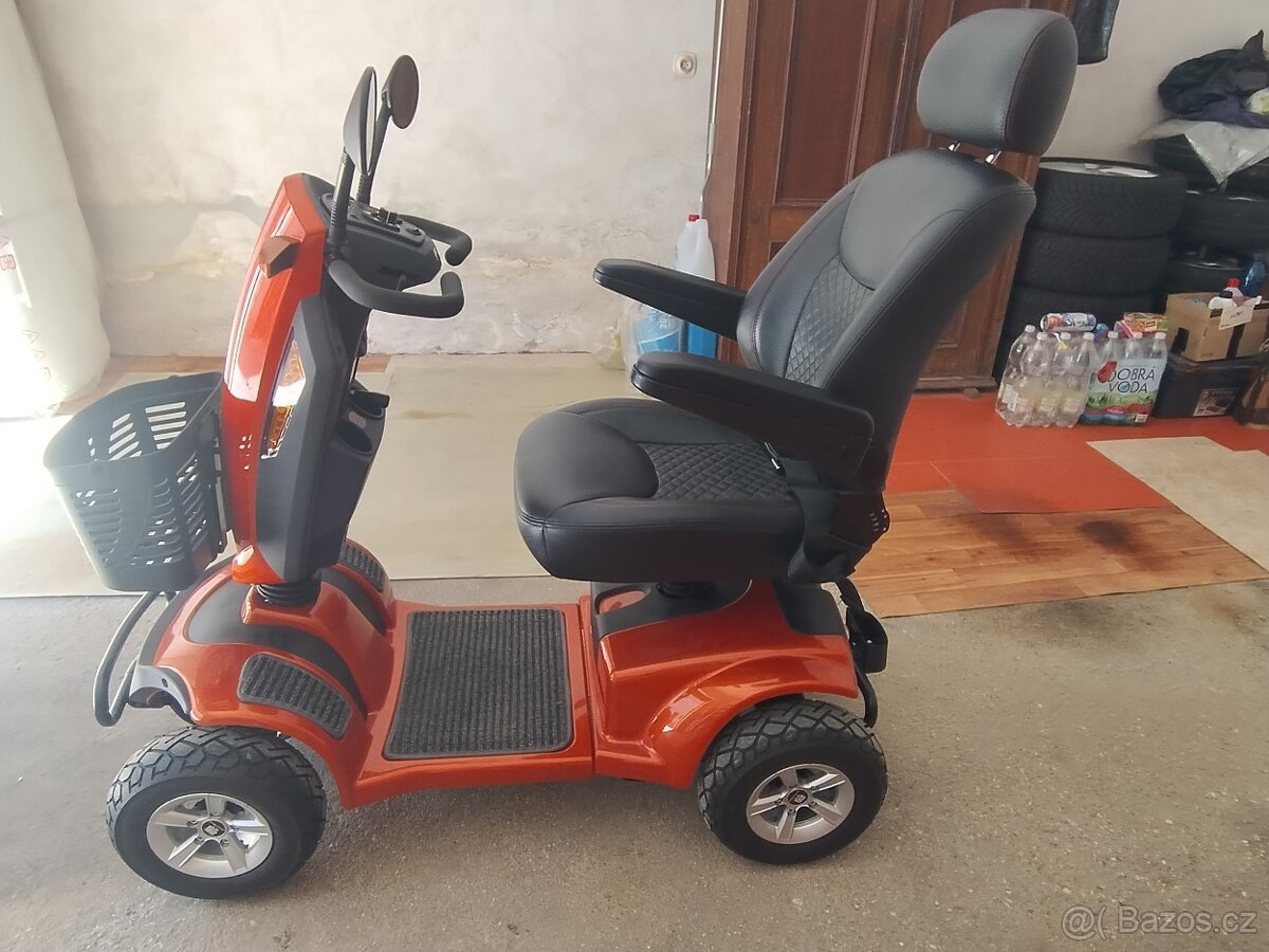 Elektrický invalidní skútr - 2