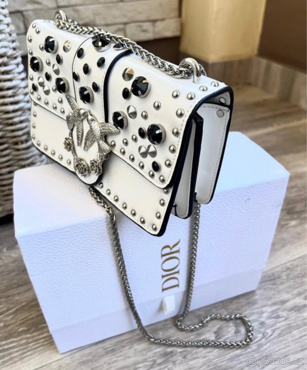 Bílá kožená kabelka s nýtky, nová - 2