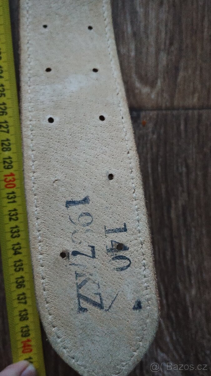 Pásek kožený z roku 1987 - 2