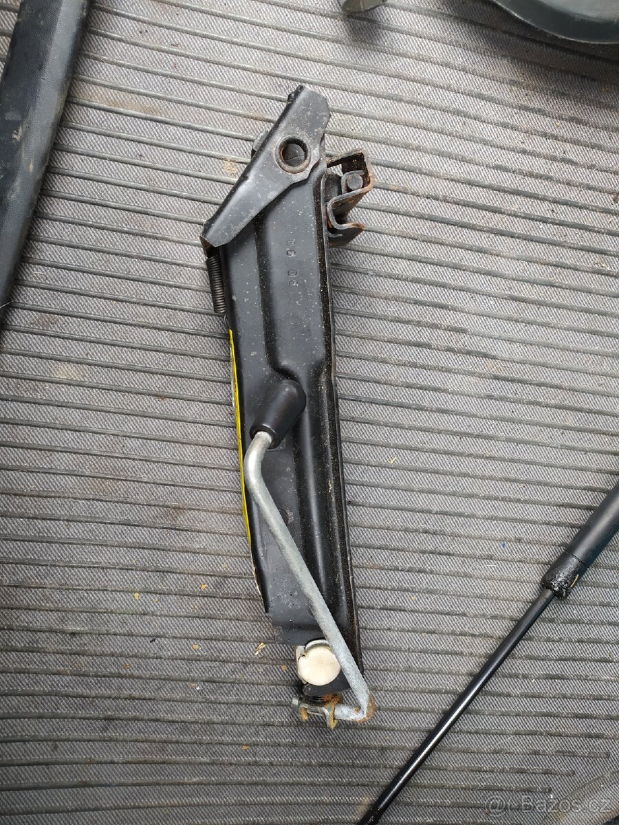 Hever zvedák škoda Octavia - 2