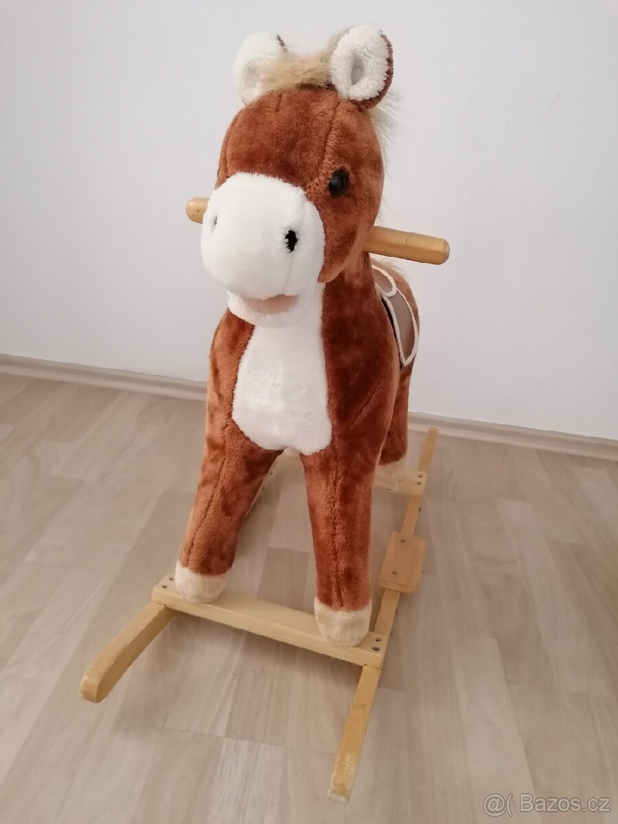 Houpací kůň - 2