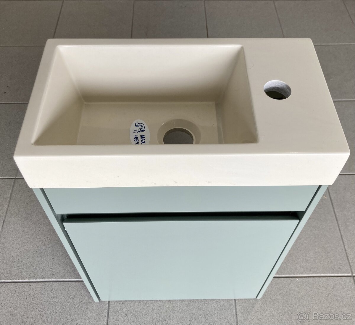 Umyvadlo se skříňkou NOVÉ - 2