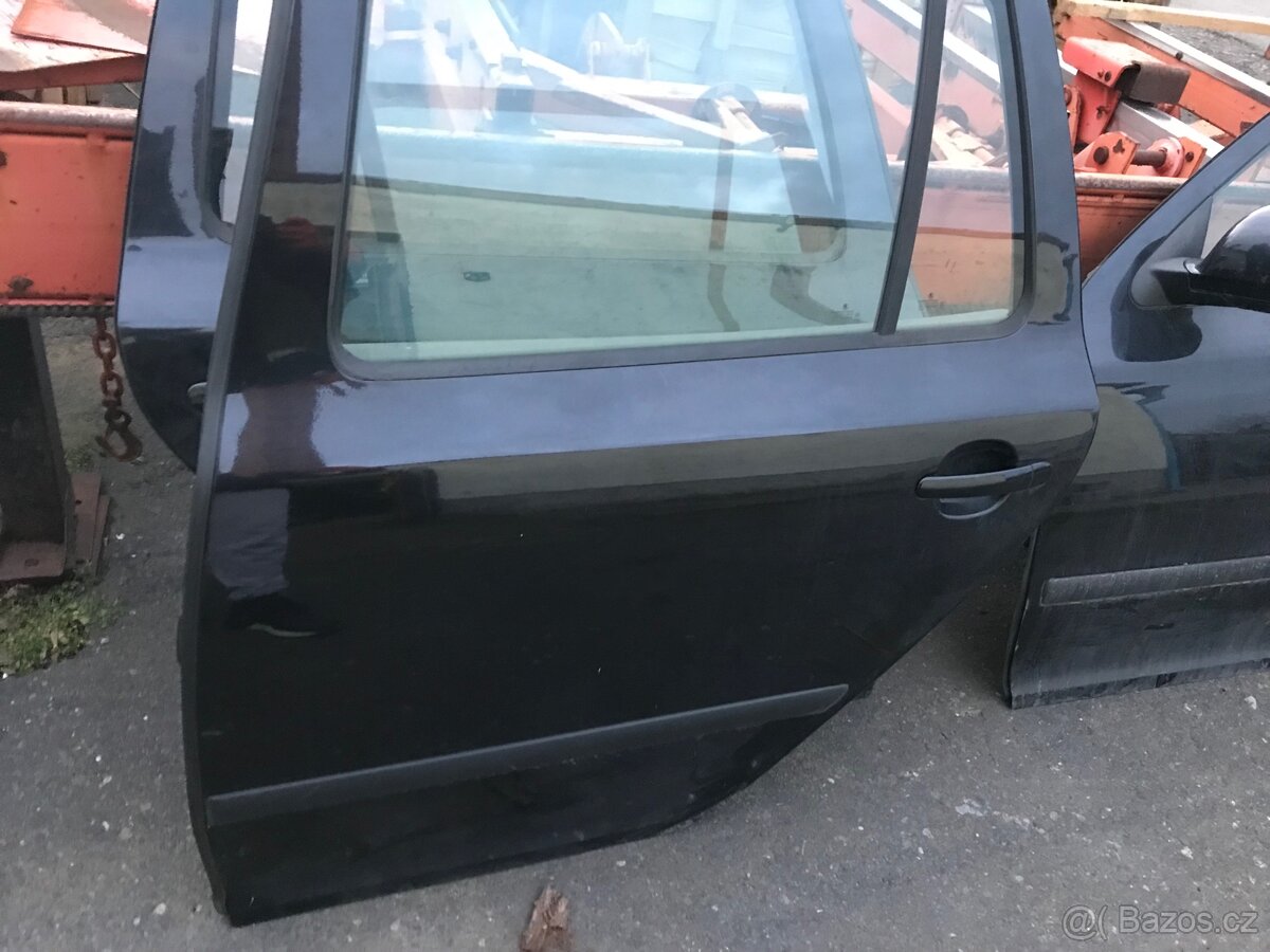 Dveře Octavia 2 facelift - 2