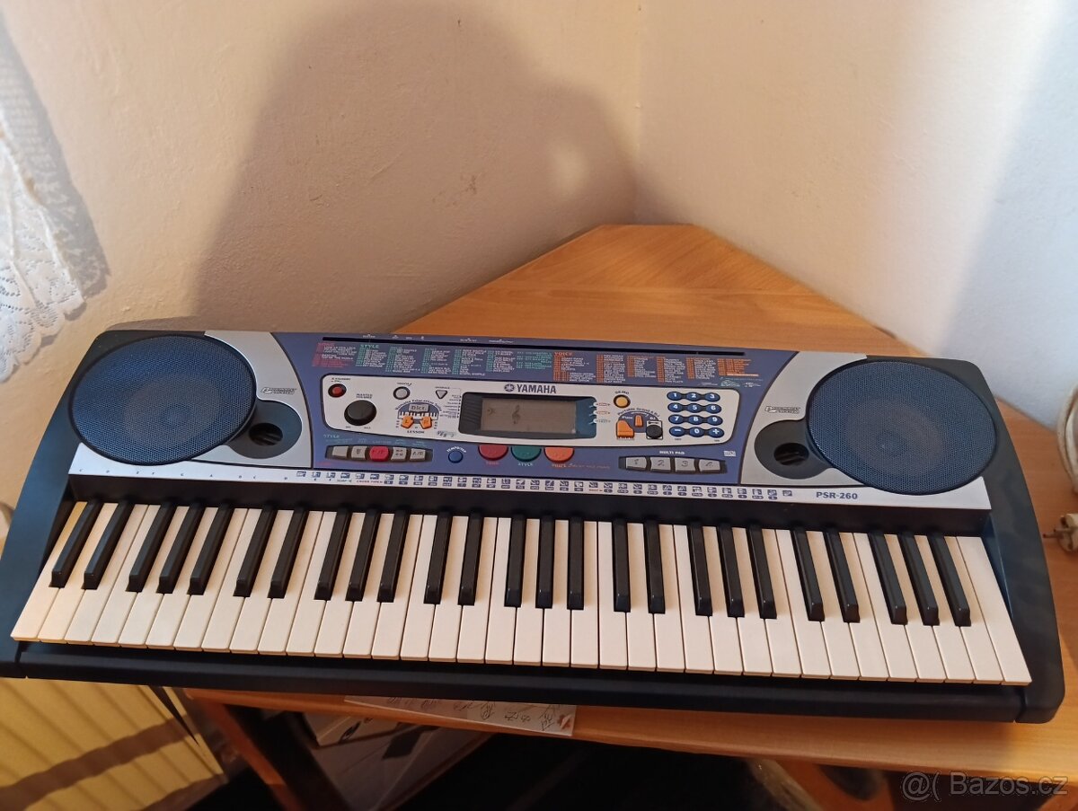 Klávesi Yamaha - 2