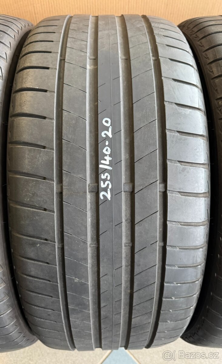 letní pneu 255/40-20 Bridgestone - 2