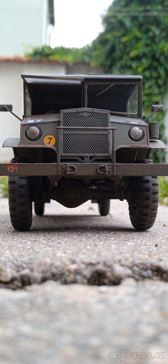 Model Chevrolet C60L 1/35 - 2